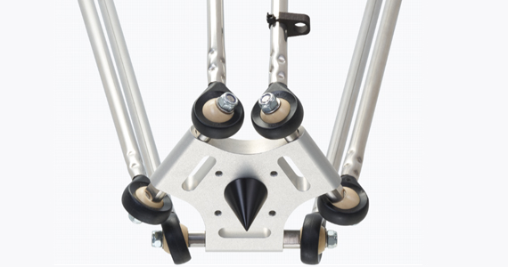 Delta robot with calibrating pin and cable clip for cable guidance