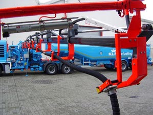 Véhicule avitailleur