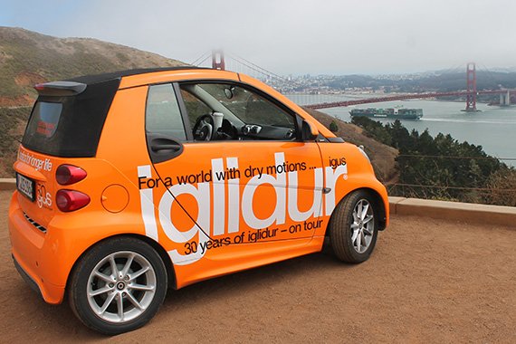 iglidur® on tour : une Smart équipée de 56 paliers lisses.