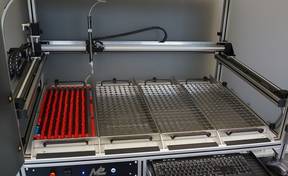 Robots linéaires dans des installations de soutirage de produits biochimiques