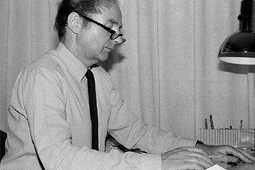 Günter Blase at his desk